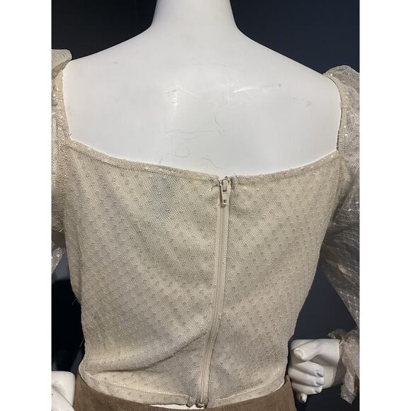 Windsor Cream And Gold Zipped Crop Top Blouse - Picture 8 of 9